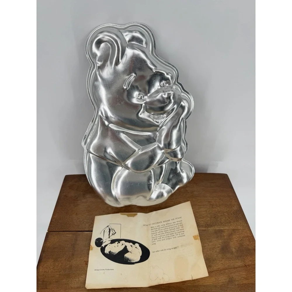 Vintage 1971 Wilton Winnie The Pooh Cake Pan‎ 515-401 Disney w/ Instructions